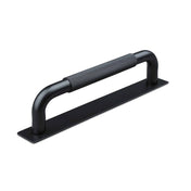 Handle Perugia Grid Pattern 128-160 C/C Black