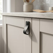 Knob Ari Black Leather/Black