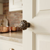 Knopp Flora 33mm Antikbehandlet