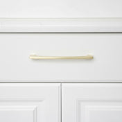 Handle Julius 192 C/C Satin brass