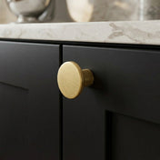 Knopp Como 26mm Matt Mässing