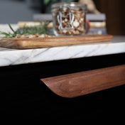 Handle 192 C/C Walnut