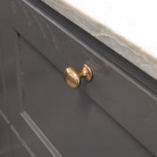 Knopp Karin 38x30mm Obehandlad Mässing