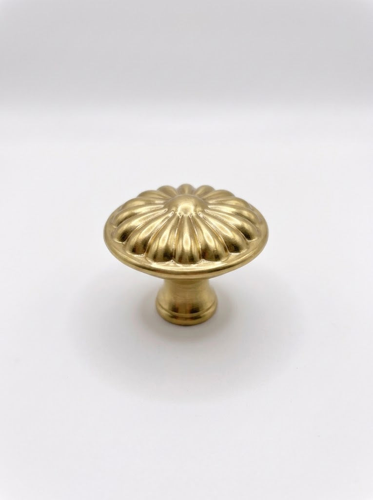 Knopp Gammelgård 40mm Mässing