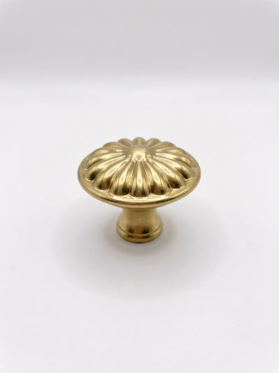 Knopp Gammelgård 40mm Mässing