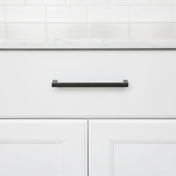 Handle 128 C/C Black