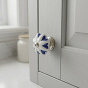 Knopp 46 mm BLOMSTERFORMET Hvit/Blå/Krom