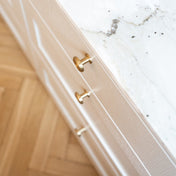 Knopp Uno 30mm Matt Obehandlad Mässing