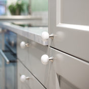 Knob Bead 28mm White Marble